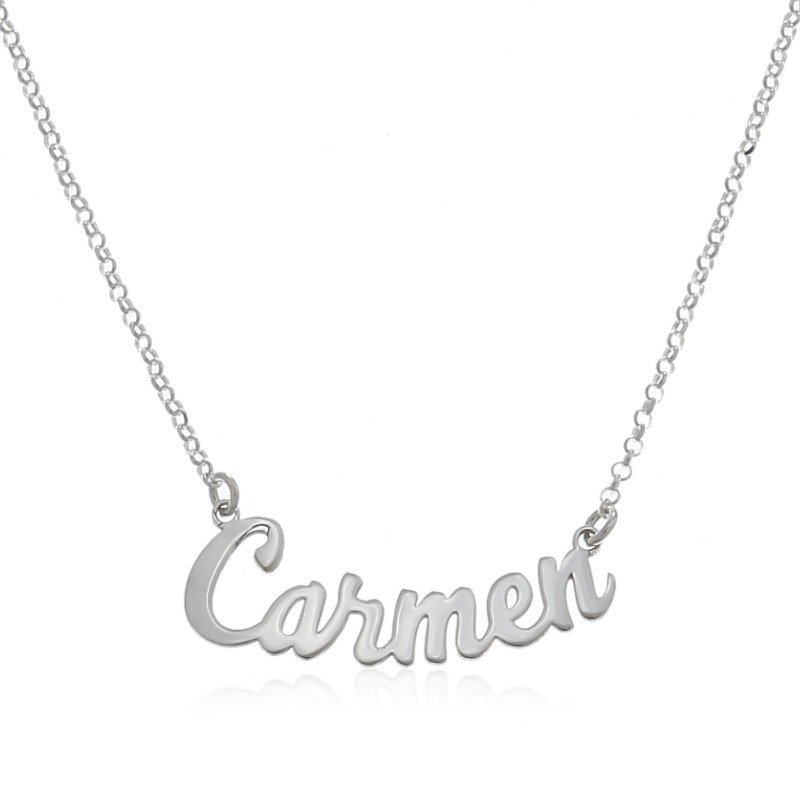 Cadena con nombre de plata