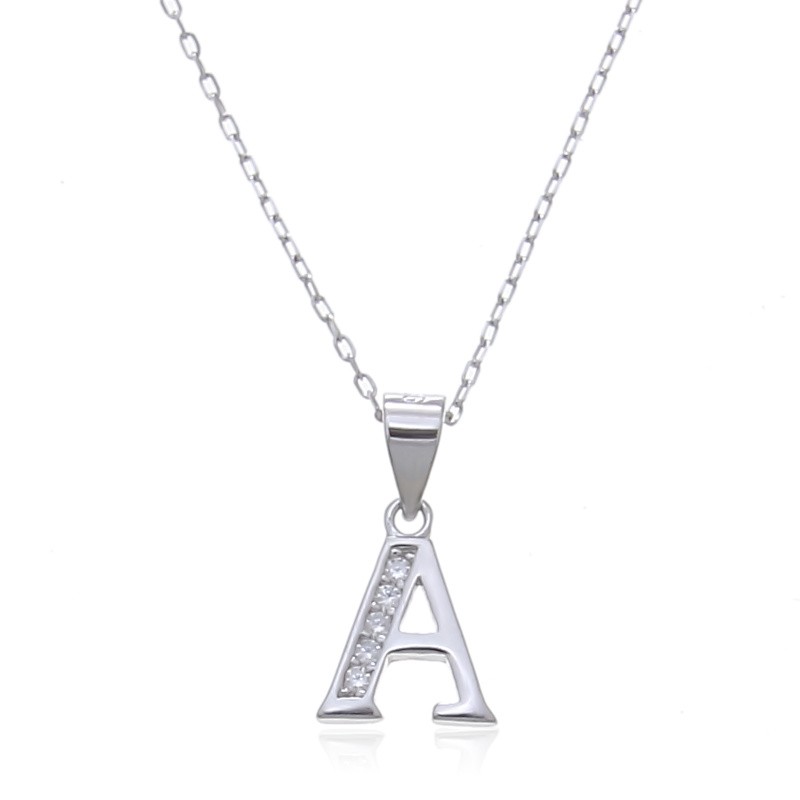 Collar inicial a de plata