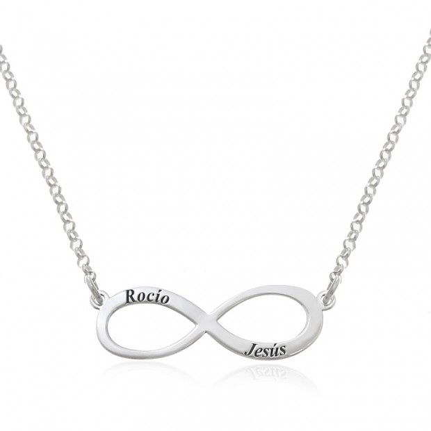 Collar infinito con nombre de plata