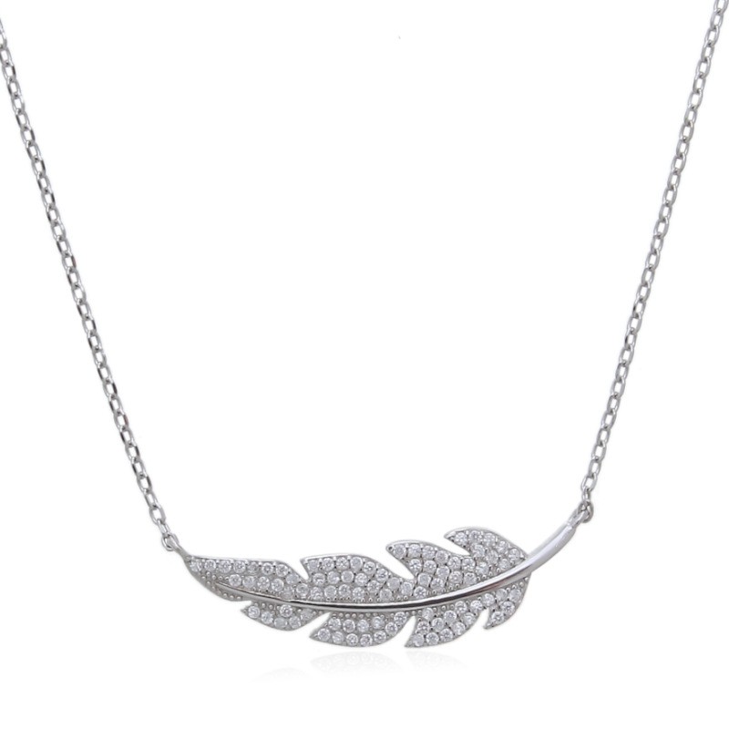 Collar pluma de plata